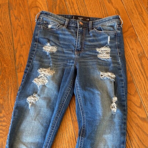 Hollister Crop Highrise - Picture 4 of 4